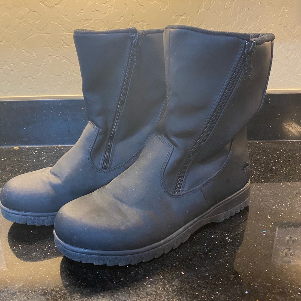 Totes - Rosalyn Women’s Black Boots Size 9